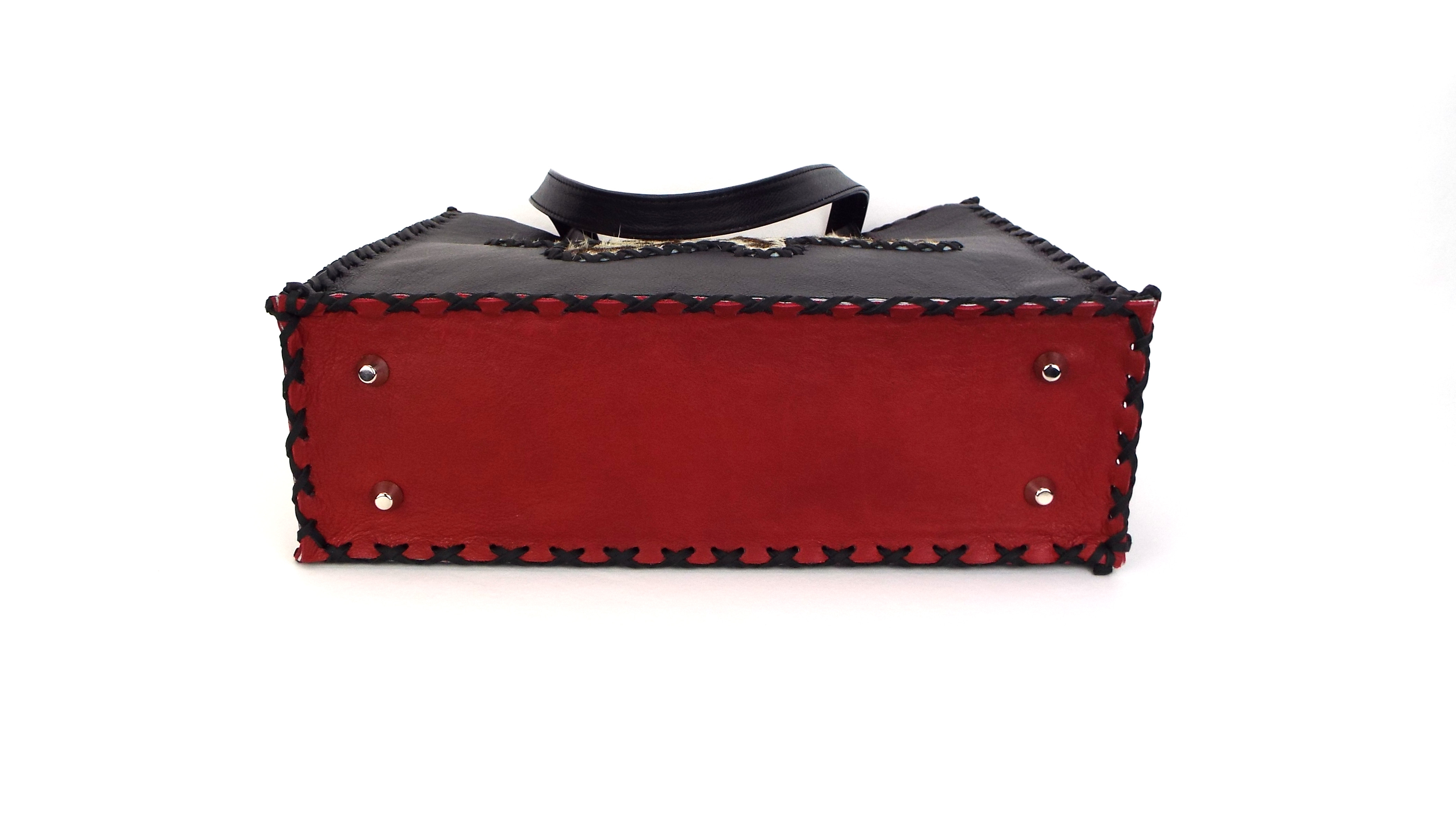 leather handbags and leather purses